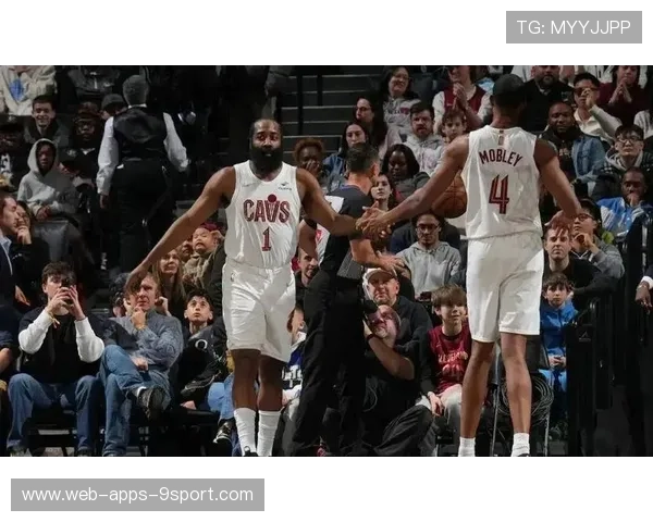 骑士内部讨论哈登加盟对米切尔竞技空间的影响